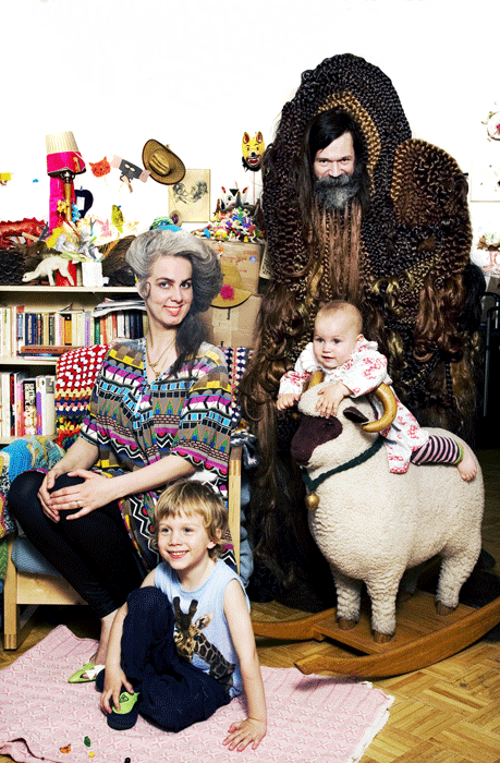 Shoppy Family Portrait 2007 by Silja Magg 